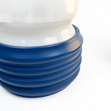 Laden Sie das Bild in den Galerie-Viewer, Marset-Leuchtenpaar, Entwurf Josep Maria Magem, 1968. 
