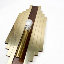 画像をギャラリービューアに読み込む, 真鍮と木製の大型ウォールスコンセ、ペア、1950年代
