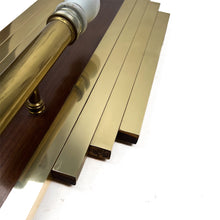 画像をギャラリービューアに読み込む, 真鍮と木製の大型ウォールスコンセ、ペア、1950年代
