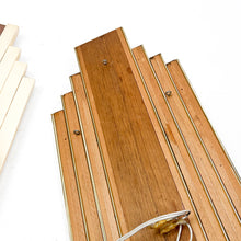 画像をギャラリービューアに読み込む, 真鍮と木製の大型ウォールスコンセ、ペア、1950年代
