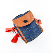 Load image into Gallery viewer, Polaroid 636 Close-Up Camera
