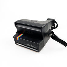 Load image into Gallery viewer, Polaroid Land 600 Camera
