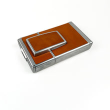 Laden Sie das Bild in den Galerie-Viewer, Polaroid SX-70 Landkamera, 1972 
