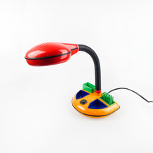 이미지를 갤러리 뷰어에 로드 , 주식회사 Rabbit Tanaka를 위해 Kyoji Tanaka가 디자인한 탁상 램프
