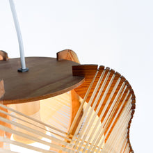 Cargar imagen en el visor de la galería, Lámpara de techo de madera y rafia, 1970's
