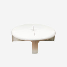 Cargar imagen en el visor de la galería, Mesa modelo 700 diseño de Rodolfo Bonetto para Bernini, 1969.
