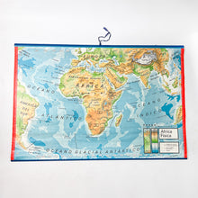 Cargar imagen en el visor de la galería, Mapa Físico y Político de Africa Vicens-Vives, 1977.
