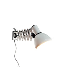 Cargar imagen en el visor de la galería, Lámpara extensible de pared Esedra, 1980's
