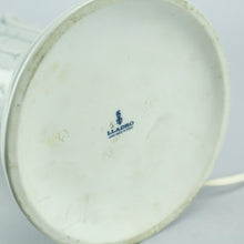Load image into Gallery viewer, Lladró Porcelain Lamp made in 1970s.
