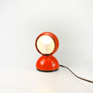 Lámpara Eclisse diseño de Vico Magistretti para Artemide, 1965.