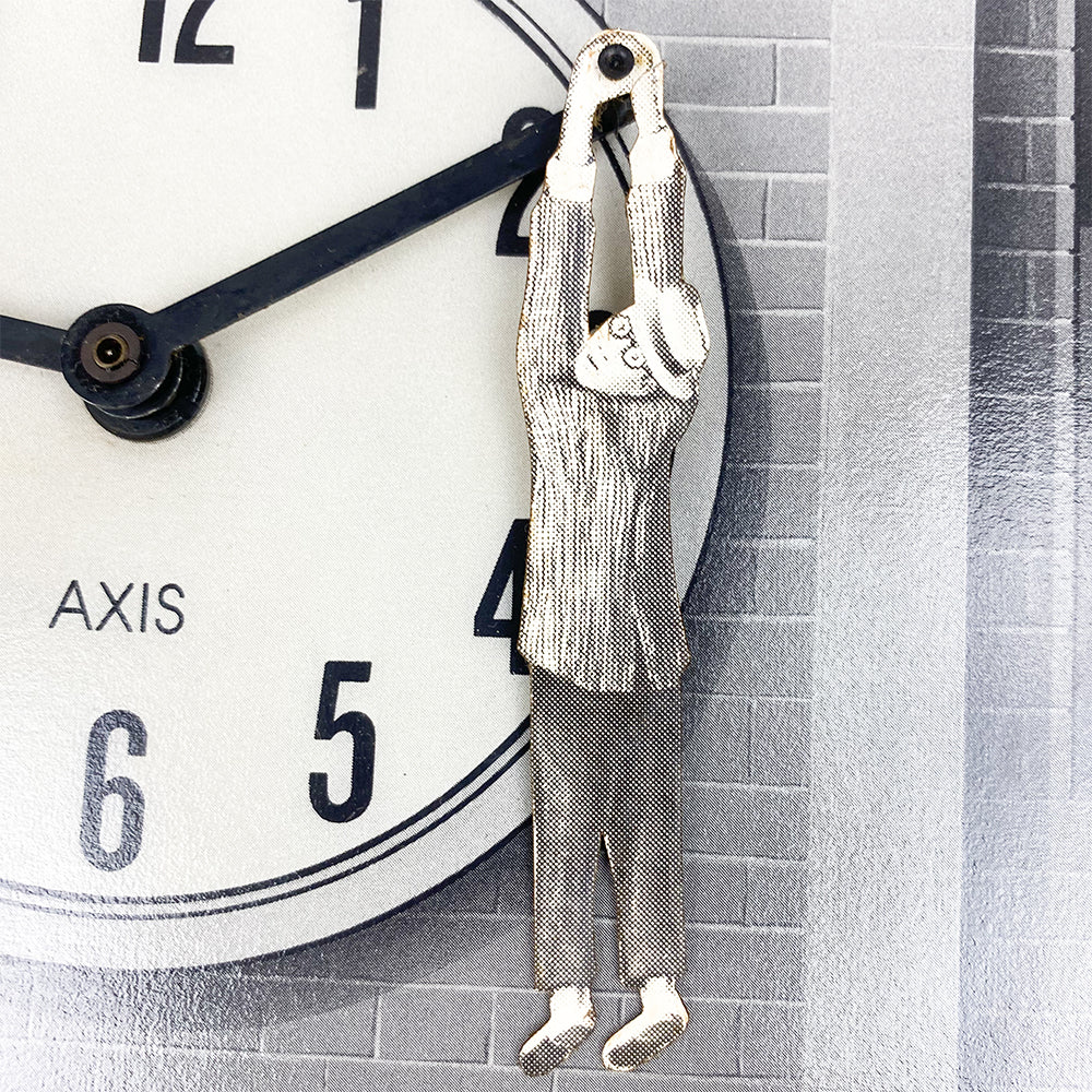 Axis Harold Lloyd wall clock. – falsotecho