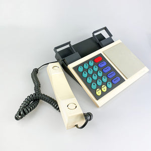 Bang & Olufsen Beocom 1000 telephone designed by Lone and Gideon Lindinger-Loewy 1980's