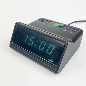 Reloj Despertador DN30 diseño de Dietrich Lubs para Braun, 1980.