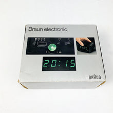 Cargar imagen en el visor de la galería, Reloj Despertador DN40 diseño de Dieter Rams para Braun, 1976.
