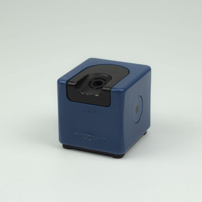 Mechero de sobremesa Braun T3 diseño de Dieter Rams, 1970. Azul. - falsotecho