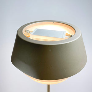 Lámpara de pie Gala de Carpyen, diseño de Gabriel Teixido - falsotecho