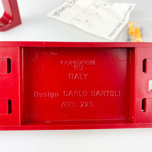 Cintre Art 225 design par Carlo Bartoli pour Con&amp;Con, Italie.
