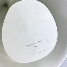 Cargar imagen en el visor de la galería, Escobilla de Baño Cucciolo diseño de Makio Hasuike para Gedy.
