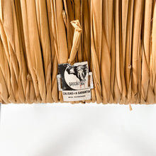 Cargar imagen en el visor de la galería, Silla plegable de madera y enea Gascón, 1970&#39;s
