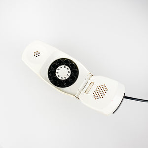 1965년 Marco Zanuso와 Richard Sapper가 디자인한 Grillo 전화.