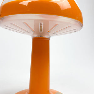 Lámpara de mesa Skojig de Ikea diseño de Henrik Preutz. - falsotecho