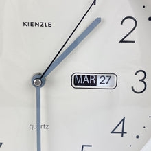 이미지를 갤러리 뷰어에 로드 , Reloj de pared Kienzle con calendario, 1980&#39;s - falsotecho
