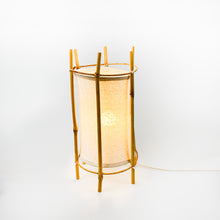 Charger l&#39;image dans la galerie, Lampe de table en bambou et coton, style design par Louis Sognot, années 1970
