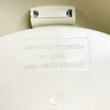 이미지를 갤러리 뷰어에 로드 , 1970년대 Gedy를 위한 Makio Hasuike의 욕실 세트 디자인
