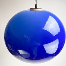 Cargar imagen en el visor de la galería, Lámpara de techo plástico, 1970&#39;s
