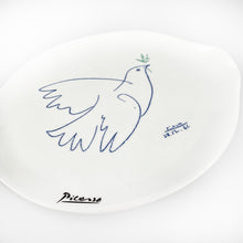 Charger l&#39;image dans la galerie, Assiette en porcelaine Tognana dessin de Picasso, années 1980
