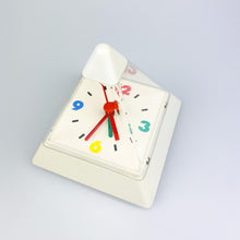 이미지를 갤러리 뷰어에 로드 , Reloj de sobremesa Addex, 1980&#39;s - falsotecho
