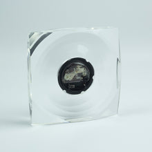 Load image into Gallery viewer, Lucite table clock Italora Italy. 1970s
