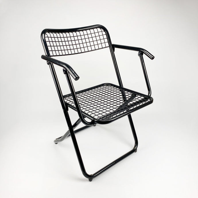 Silla 085 de Federico Giner con reposabrazos. Negra - falsotecho