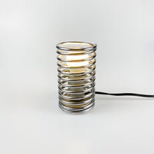 Charger l&#39;image dans la galerie, Lampe de table en spirale, années 1970
