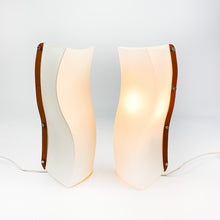 Charger l&#39;image dans la galerie, Paire de lampes WB-Small design par Giulio Di Mauro pour Slamp, années 1980

